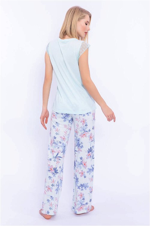 Arnetta Çiçek Desenli Nil Mavisi Dantel Detaylı Kadın Pijama Takımı