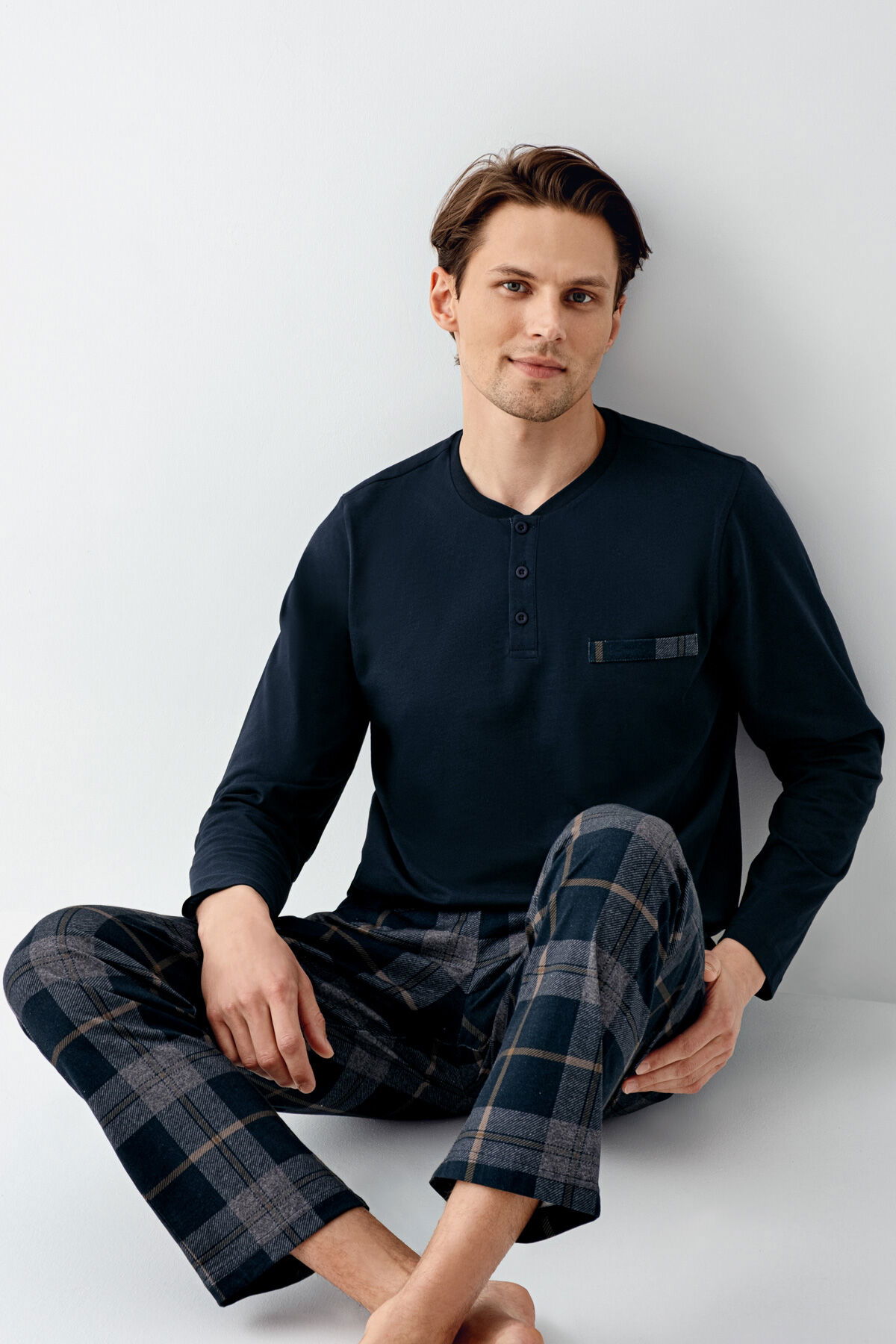 Arnetta - Arnetta Erkek Lacivert Pijama Takımı Arnetta - Arnetta Erkek Lacivert Pijama Takımı