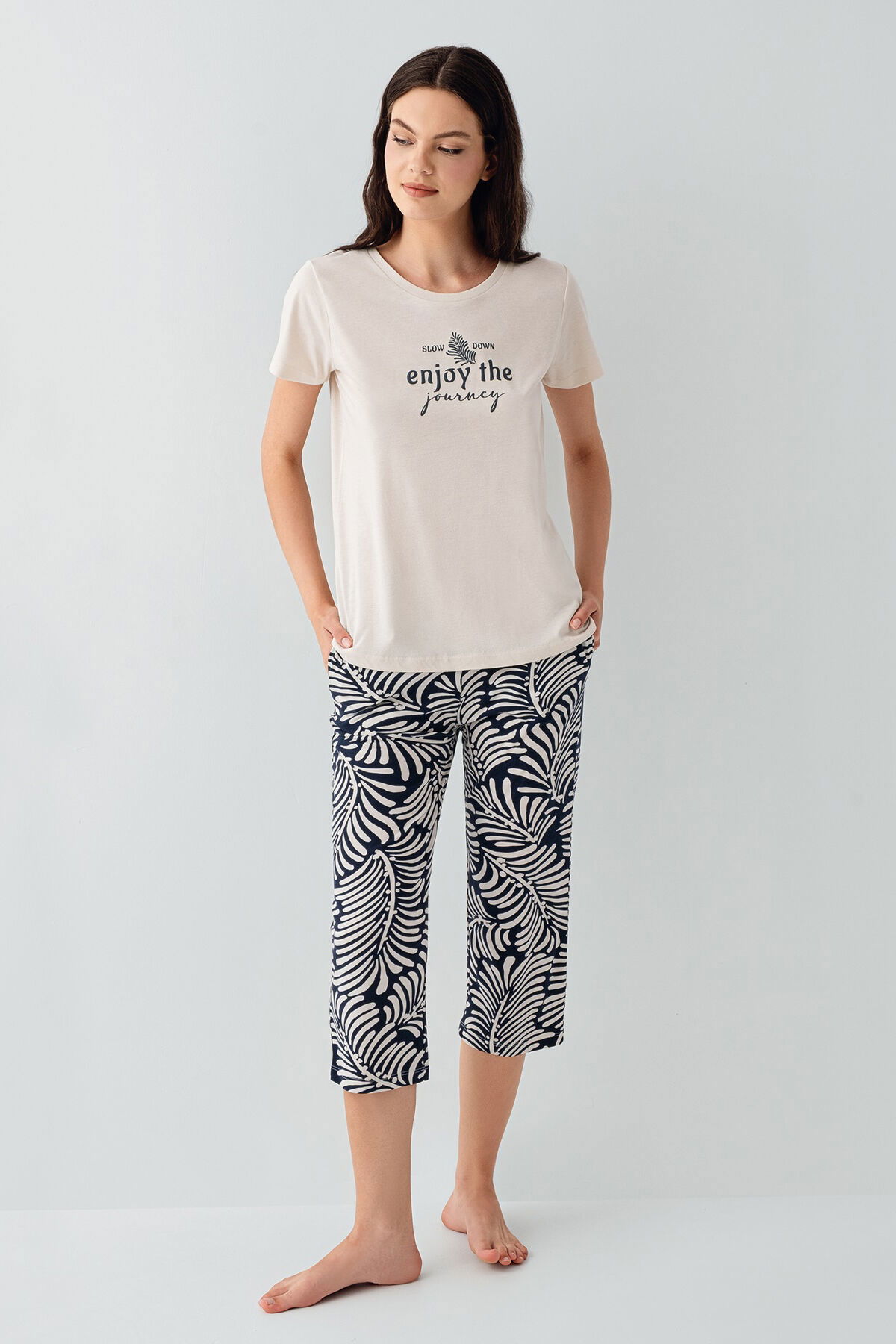 Arnetta - Arnetta Kadın Beyaz Kapri Takım (1)