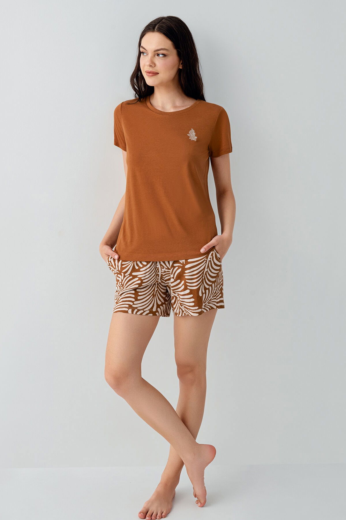 Arnetta - Arnetta Kadın Kahverengi Şort Takım (1)