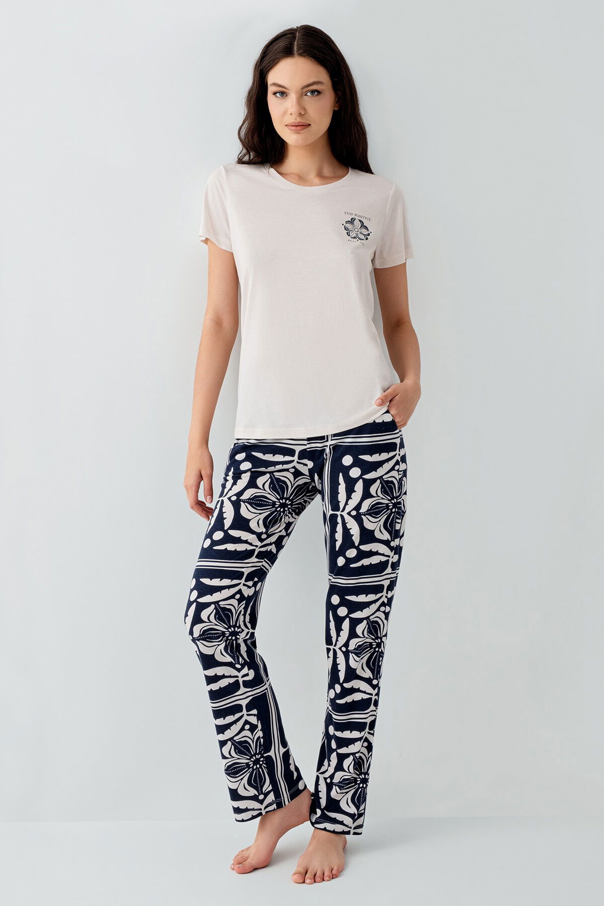 Arnetta - Arnetta Kadın Krem Pijama Takım (1)