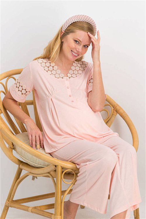 Arnetta White Daisy Somon Nakışlı Düğmeli Kısa Kollu Kadın Hamile Lohusa Pijama Takımı