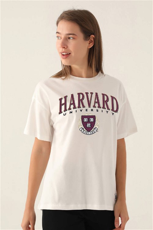 Harvard Simple Krem Kadın T-Shirt