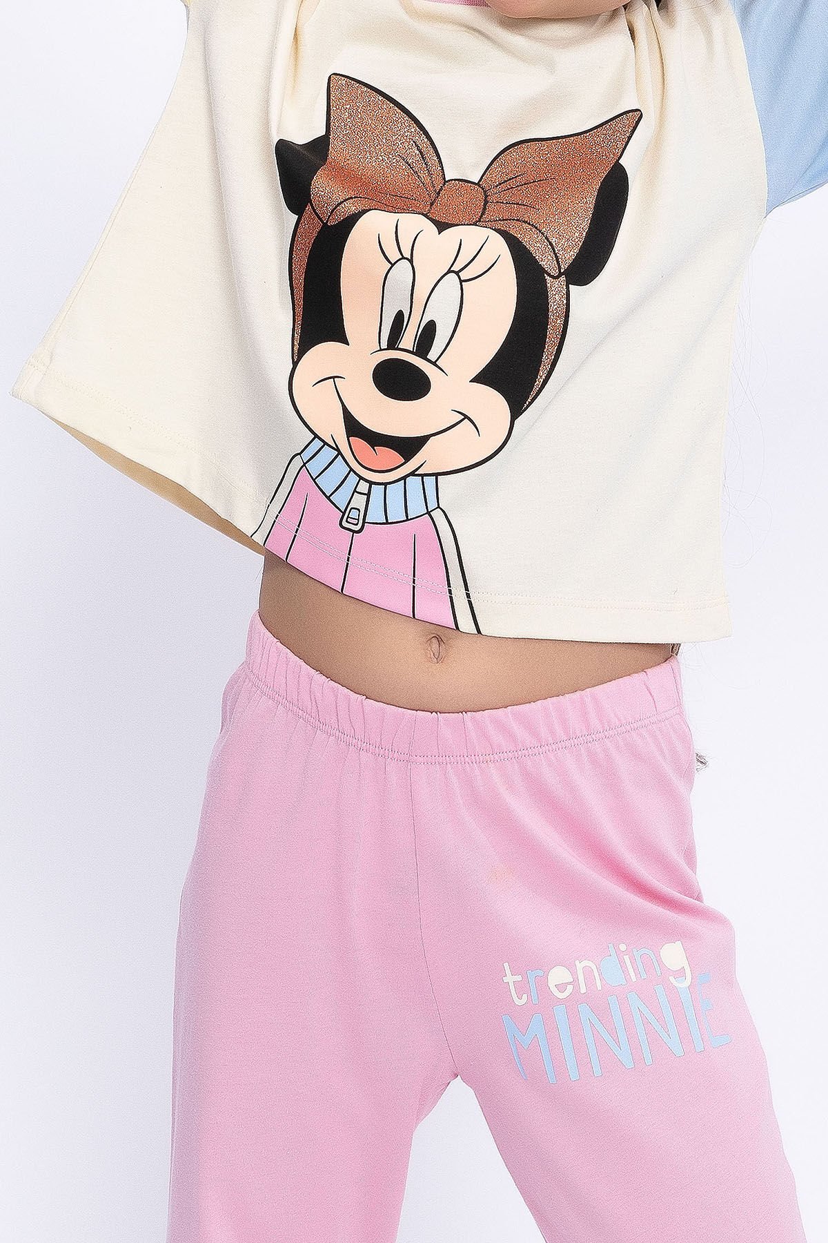 Minnie Mouse Lisanslı Trending Minnie Fildişi Kız Çocuk Pijama Takımı