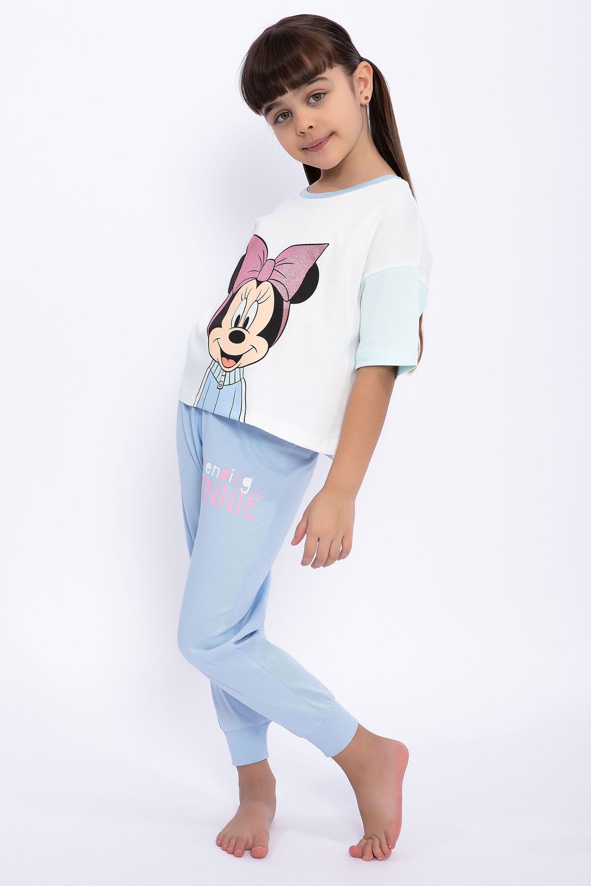 Minnie Mouse Lisanslı Trending Minnie Krem Kız Çocuk Pijama Takımı