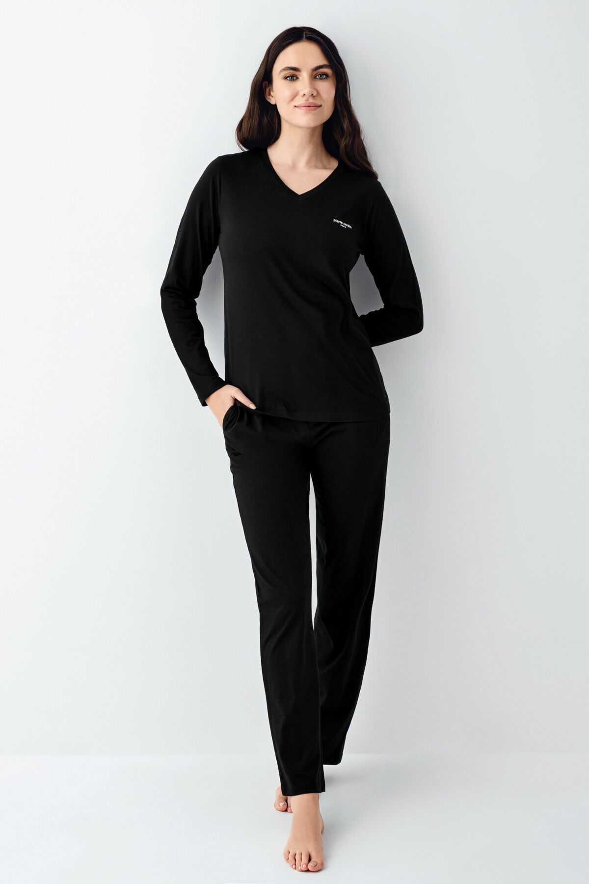 Pierre Cardin - Pierre Cardin Kadın Siyah Pijama Takımı (1) Pierre Cardin - Pierre Cardin Kadın Siyah Pijama Takımı (1)