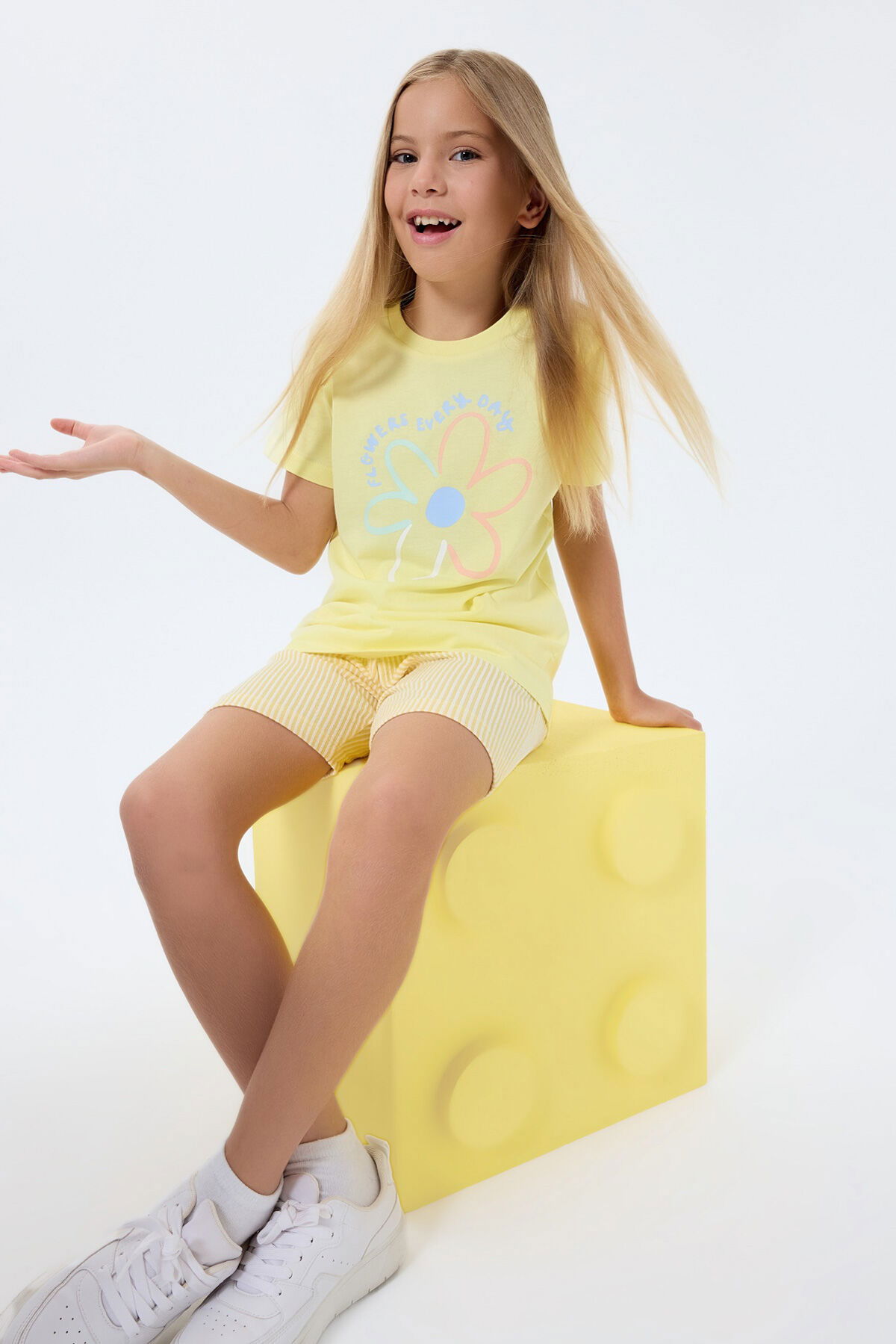 Rolypoly - Rolypoly Kız Çocuk Sarı Şort Takım (1)