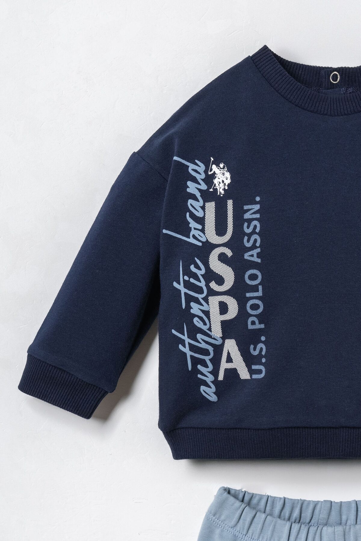 U.S POLO ASSN - U.S. Polo Assn. Erkek Bebek Baskılı Lacivert Uzun Kol Pijama Takım USB3163-C-V2 (1)