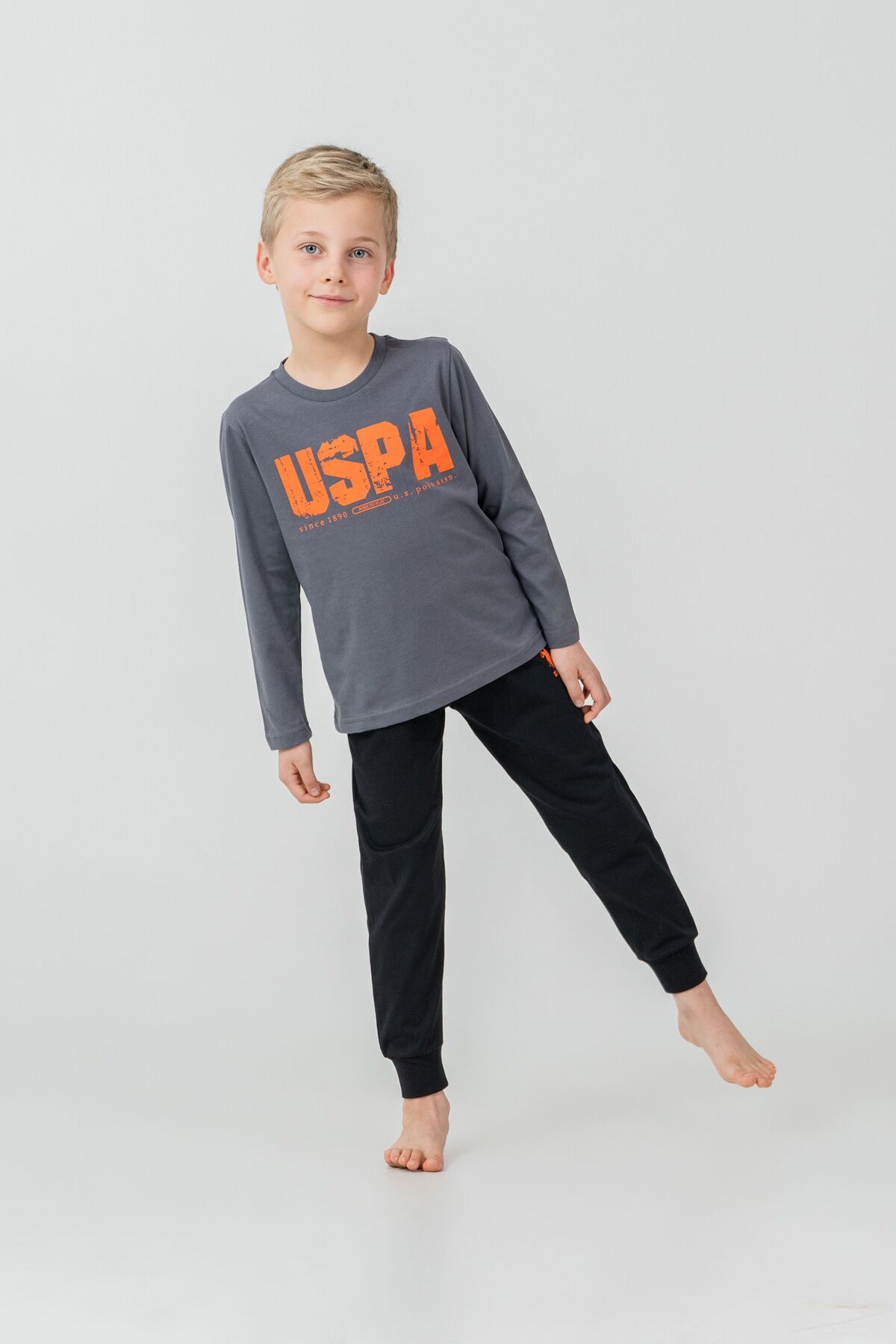 U.S POLO ASSN - U.S. Polo Assn. Erkek Çocuk Pijama Takımı Baskılı Antrasit Uzun Kol Pijama Takımı US2634-C-V2