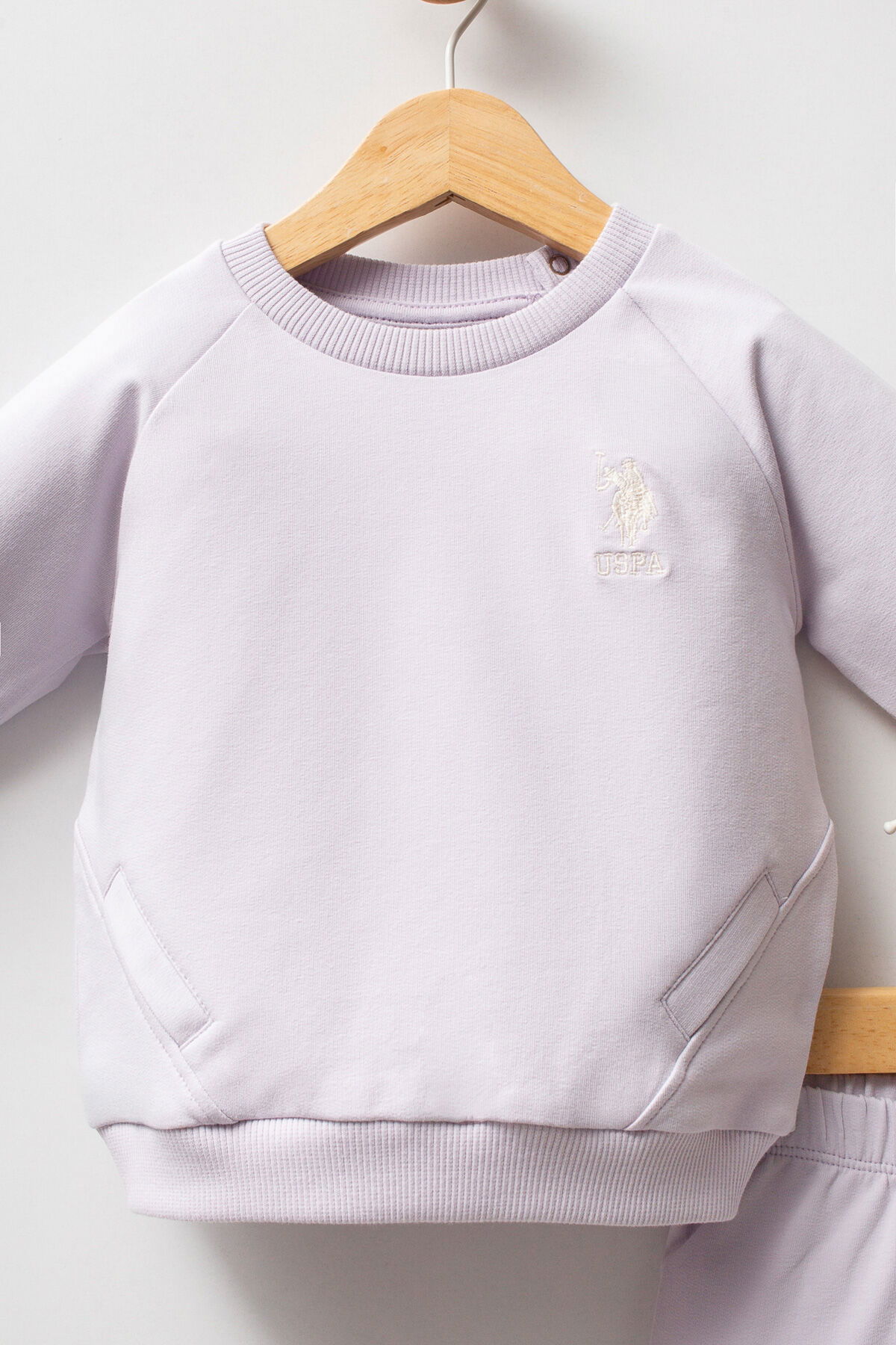 U.S. Polo Assn Bebek - U.S. Polo Assn Bebek Kız Bebek Lila 2'li Takım (1) U.S. Polo Assn Bebek - U.S. Polo Assn Bebek Kız Bebek Lila 2'li Takım (1)
